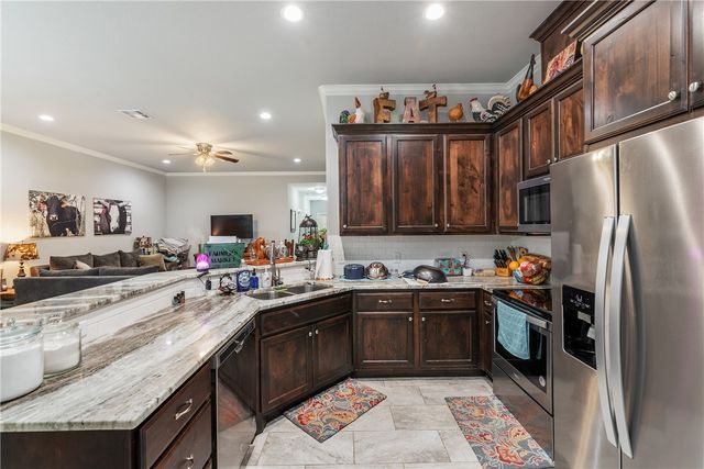 4011 Golden Eagle Drive A, Bryan, TX 77808