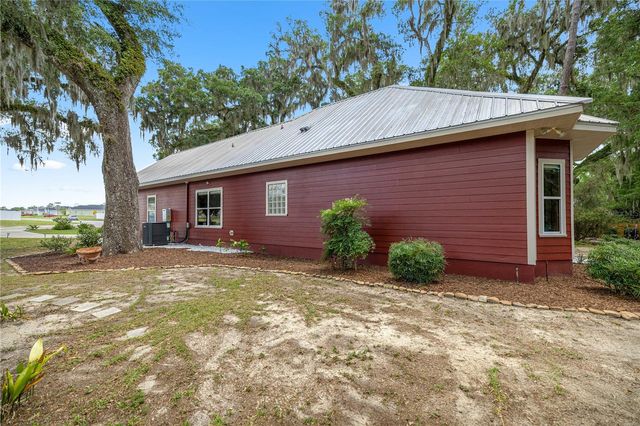 538 NW 7TH STREET, Williston, FL 32696