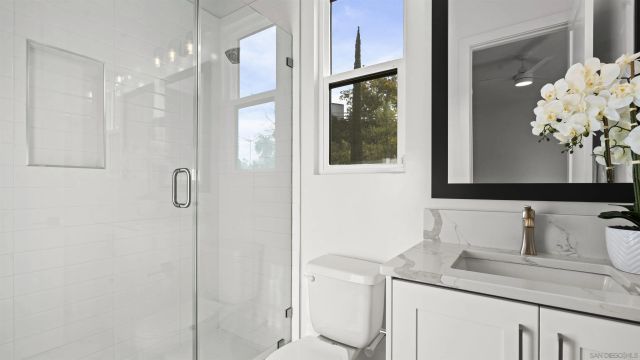 16925 Old Coach Rd, Poway, CA 92064