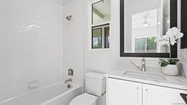 16925 Old Coach Rd, Poway, CA 92064