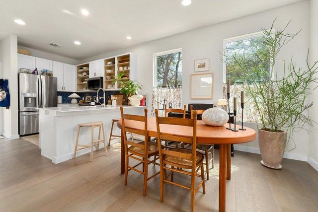 913 Valdez ST B, Austin, TX 78741