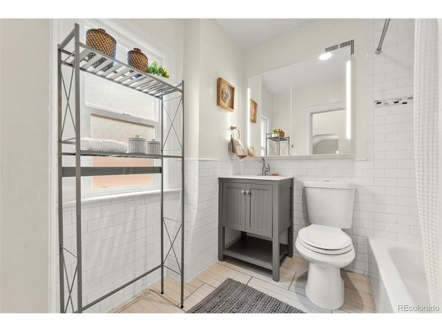 1516 Cook St, Denver, CO 80206