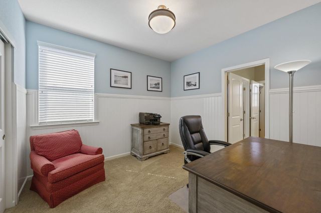3041 Village Center Dr, Roseville, CA 95747