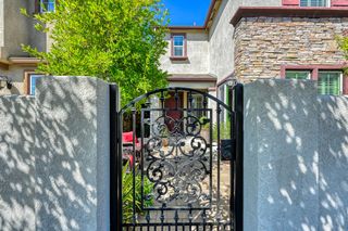 3041 Village Center Dr, Roseville, CA 95747