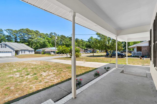 4148 Pine Dr., Little River, SC 29566