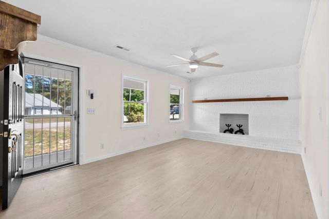 4148 Pine Dr., Little River, SC 29566