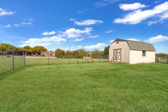 900 Crestview Lane, Wylie, TX 75098