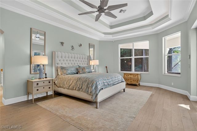 4810 Sycamore DR, Naples, FL 34119