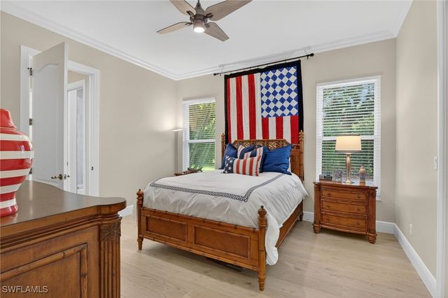 4810 Sycamore DR, Naples, FL 34119