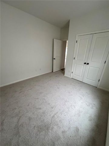 1600 Cottonwood Creek Avenue 6, Kearney, MO 64060