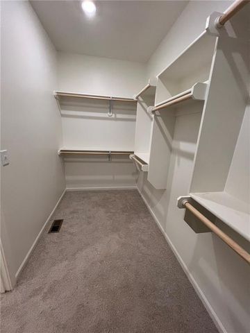 1600 Cottonwood Creek Avenue 6, Kearney, MO 64060