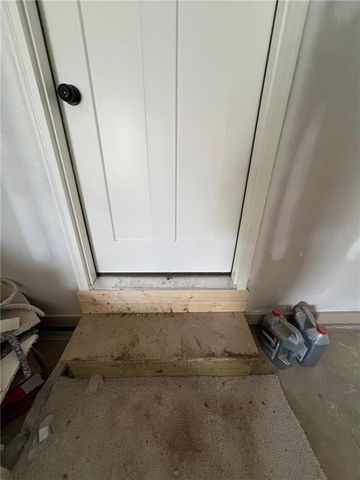 1600 Cottonwood Creek Avenue 6, Kearney, MO 64060