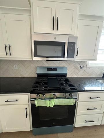 1600 Cottonwood Creek Avenue 6, Kearney, MO 64060