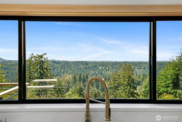 12303 206th Place SE, Issaquah, WA 98027