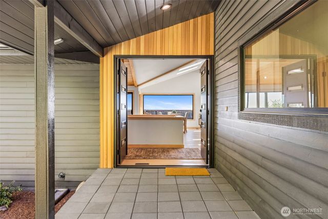 12303 206th Place SE, Issaquah, WA 98027