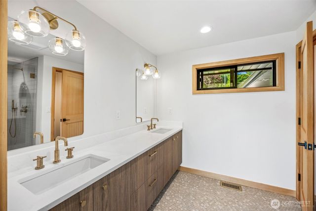 12303 206th Place SE, Issaquah, WA 98027