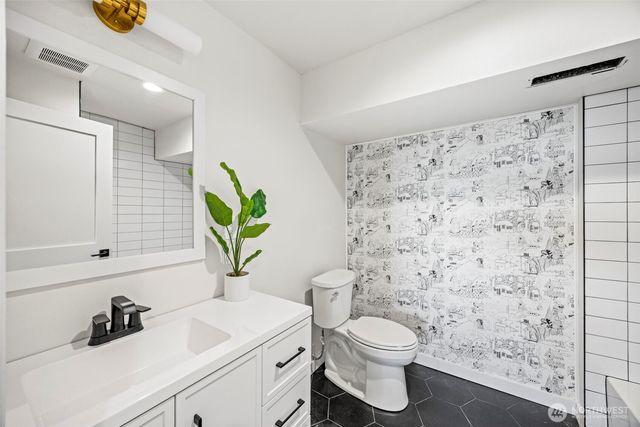 12303 206th Place SE, Issaquah, WA 98027