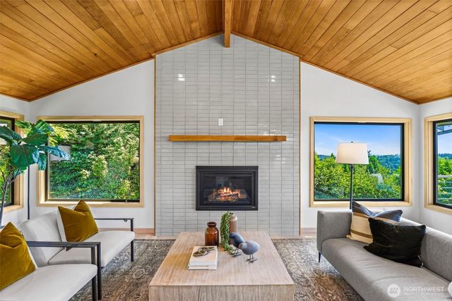 12303 206th Place SE, Issaquah, WA 98027