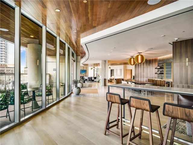 501 West Ave 1005, Austin, TX 78701