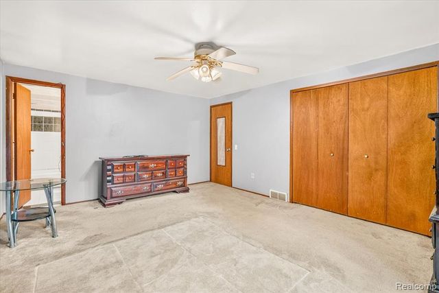 3281 Royal Boulevard, Commerce Twp, MI 48382