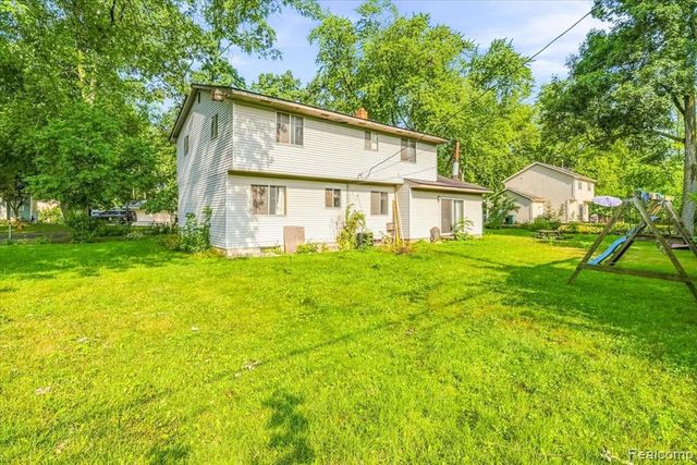 3281 Royal Boulevard, Commerce Twp, MI 48382