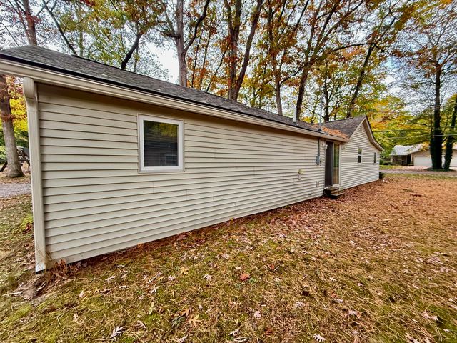 15953 152nd Avenue, Spring Lake Twp, MI 49456