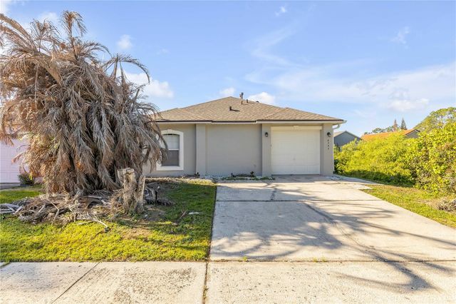 8757 CLAIBORNE COURT, Orlando, FL 32825