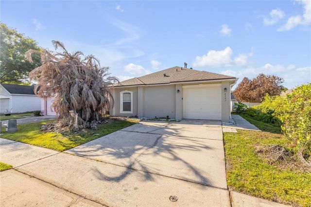 8757 CLAIBORNE COURT, Orlando, FL 32825