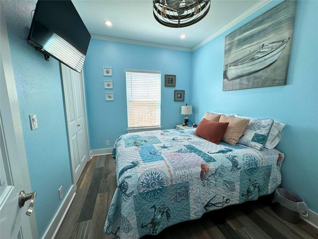 1411 12th Street, Galveston, TX 77550