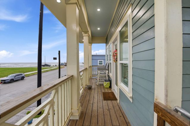 1411 12th Street, Galveston, TX 77550