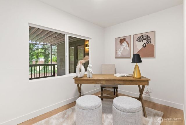 21843 SE 251st Place, Maple Valley, WA 98038