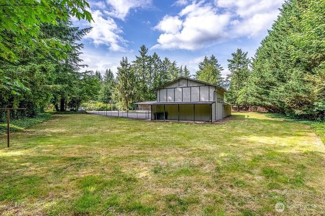 21843 SE 251st Place, Maple Valley, WA 98038