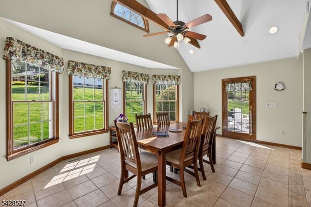 2 W View Dr, Raritan Twp., NJ 08822