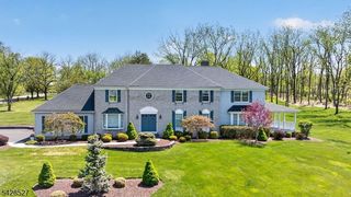 2 W View Dr, Raritan Twp., NJ 08822