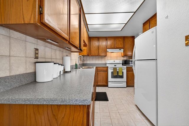 1651 S Juniper Street 63, Escondido, CA 92025