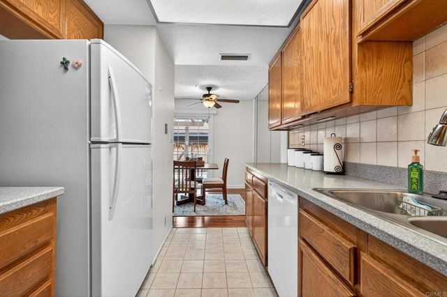 1651 S Juniper Street 63, Escondido, CA 92025