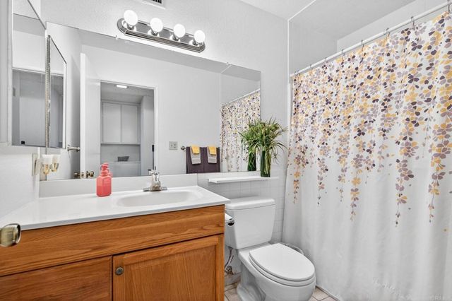 1651 S Juniper Street 63, Escondido, CA 92025
