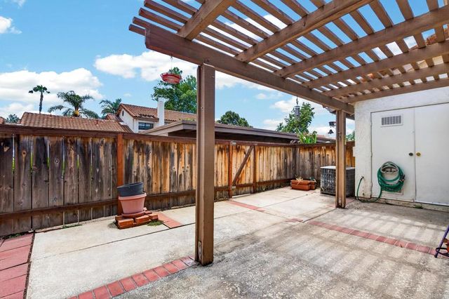 1651 S Juniper Street 63, Escondido, CA 92025