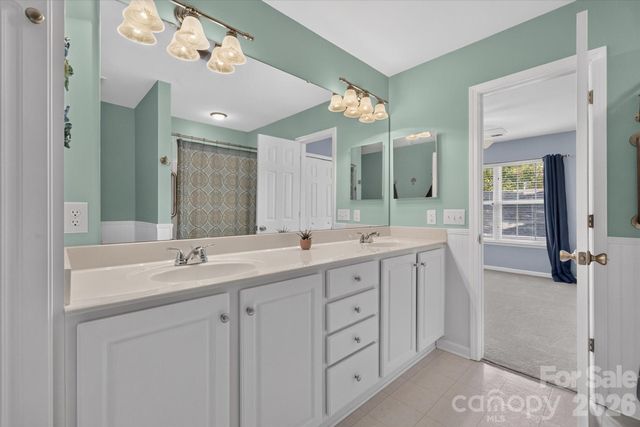 12105 Groth Court, Charlotte, NC 28277