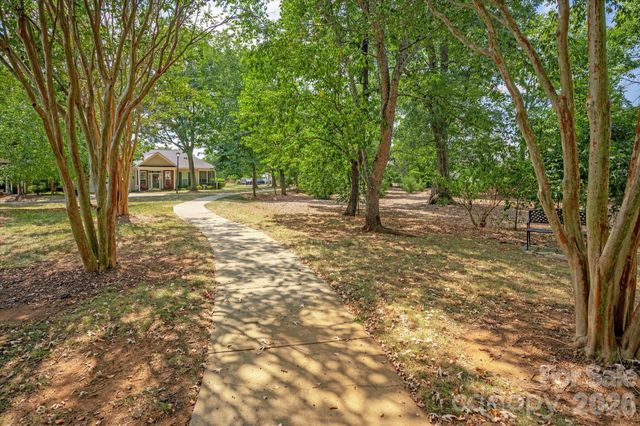 12105 Groth Court, Charlotte, NC 28277
