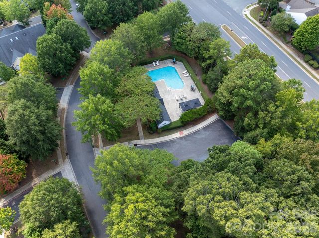 12105 Groth Court, Charlotte, NC 28277