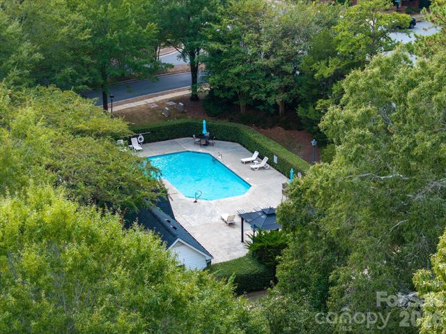 12105 Groth Court, Charlotte, NC 28277