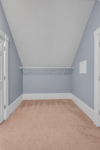 275 S Limestone 310, Lexington, KY 40508