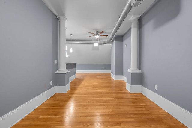 275 S Limestone 310, Lexington, KY 40508