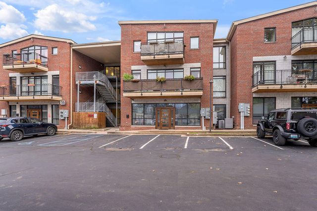 275 S Limestone 310, Lexington, KY 40508