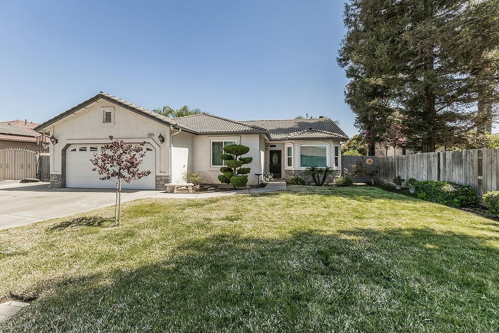 Image 1 of property listing at 3704 Bryan Street, Selma, CA 93662