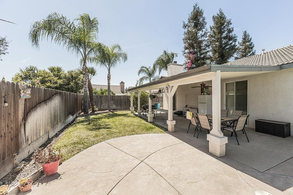 Image 26 of property listing at 3704 Bryan Street, Selma, CA 93662