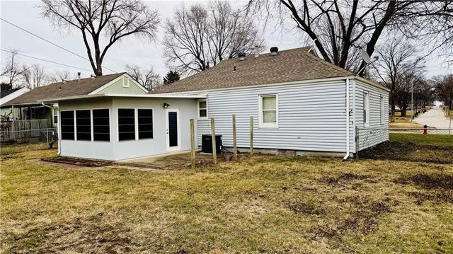 5304 N Bales Avenue, Kansas City, MO 64119