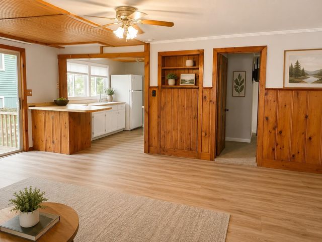 9 Pinecrest Road, Raymond, NH 03077
