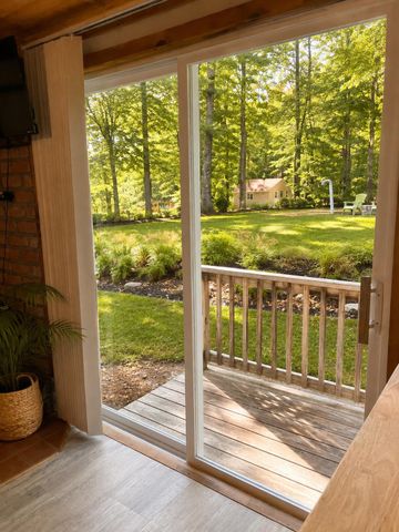 9 Pinecrest Road, Raymond, NH 03077